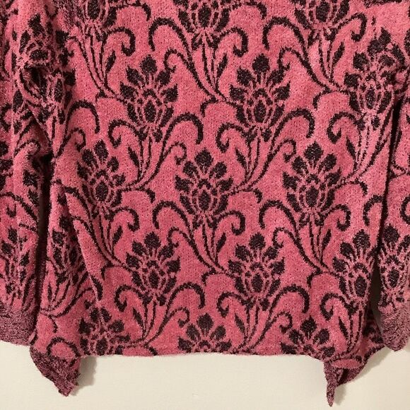 NWT Energe Pink and Black Paisley Boho Chic Oversized Whimsigoth Sweater Small - Picture 9 of 10